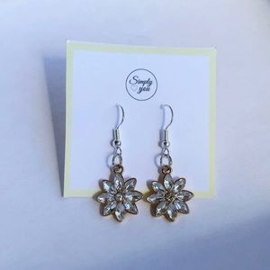 Flower earrings